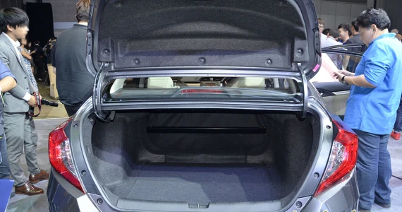 รูปภาพ ฮอนด้า Honda Civic 1.8 E CVT ปี 2018