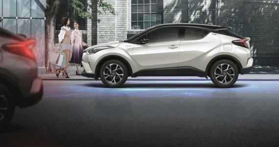 รูปภาพ โตโยต้า Toyota C-HR HV Mid ปี 2019