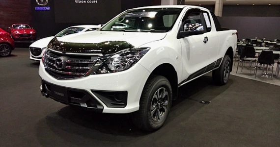 รูปภาพ มาสด้า Mazda BT-50 PRO THUNDER FSC Hi-Racer 2.2L 6MT ปี 2018