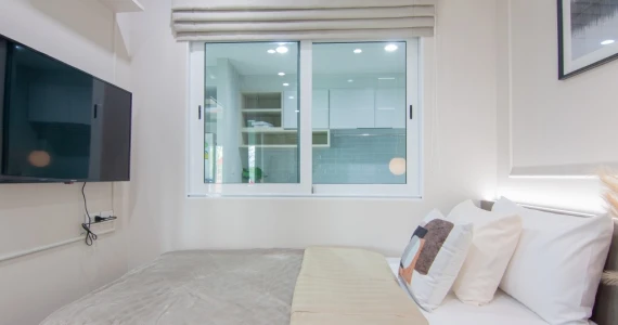 รูปภาพ เดอะ มิราเคิล ประชาอุทิศ 90 (The Miracle Prachauthit 90)