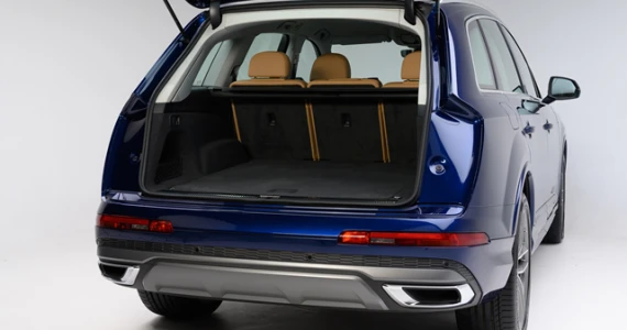 รูปภาพ อาวดี้ Audi Q7 45 TDI quattro S line MY20 ปี 2020