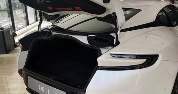 รูปภาพ แอสตัน มาร์ติน Aston Martin DB11 Coupe V8 ปี 2017
