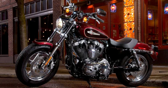 รูปภาพ ฮาร์ลีย์-เดวิดสัน Harley-Davidson Cruiser Sportster 1200 Custom ปี 2016