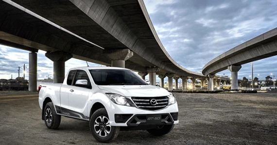 รูปภาพ มาสด้า Mazda BT-50 PRO THUNDER FSC Hi-Racer 2.2L 6MT ปี 2018