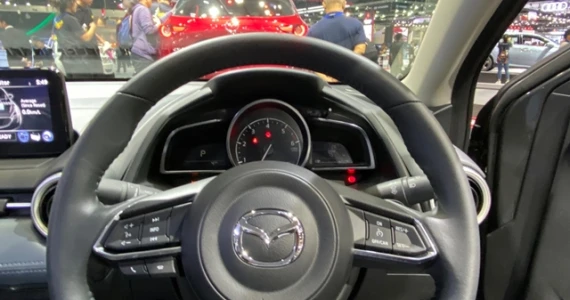 รูปภาพ มาสด้า Mazda 2 1.3 S Sports Leather HB ปี 2021