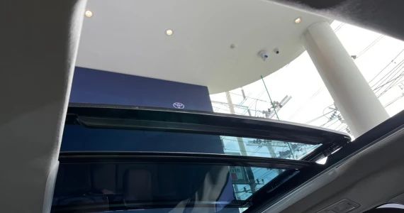 รูปภาพ โตโยต้า Toyota Innova Zenix 2.0 HEV Premium ปี 2023