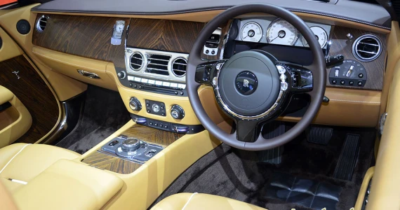 รูปภาพ โรลส์-รอยซ์ Rolls-Royce Dwan Standard ปี 2016