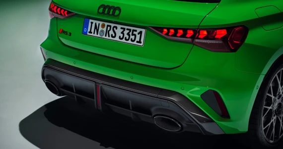 รูปภาพ อาวดี้ Audi RS 3 Sportback quattro ปี 2025