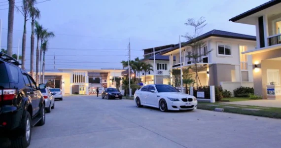 รูปภาพ เดอะ แกรนด์ วิลเลจ (The Grand Village)