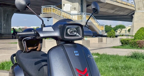 รูปภาพ อีเอ็ม EM Legend Pro (Standard) ปี 2025