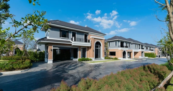 รูปภาพ คราวน์ เอสเตท ดัลลิช โร้ด (Crown Estate Dulwich Road)