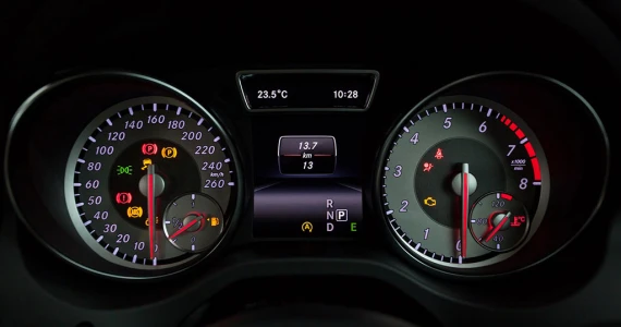 รูปภาพ เมอร์เซเดส-เบนซ์ Mercedes-benz GLA-Class GLA 200 Urban ปี 2014
