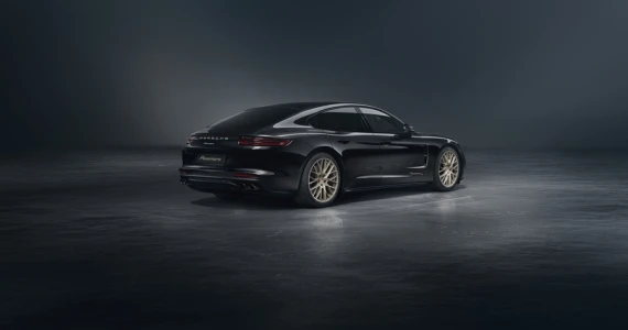 รูปภาพ ปอร์เช่ Porsche Panamera 4 E-Hybrid 10 Years Edition ปี 2020