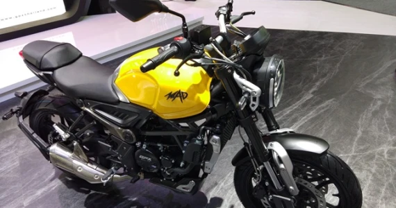รูปภาพ จีพีเอ็กซ์ GPX MAD 300 ปี 2019