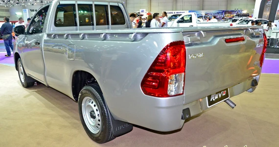 รูปภาพ โตโยต้า Toyota Revo Standard Cab 2.4J AT ปี 2018