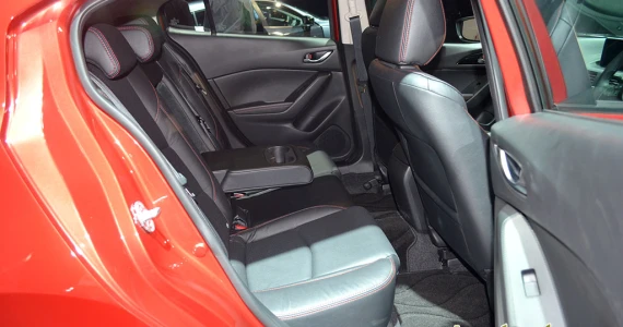 รูปภาพ มาสด้า Mazda 3 2.0 Sports Hatchback S ปี 2014