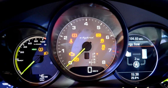 รูปภาพ ปอร์เช่ Porsche Panamera S E-Hybrid ปี 2013