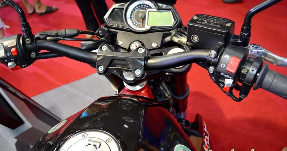 รูปภาพ เบเนลลี Benelli TNT 300 ปี 2013