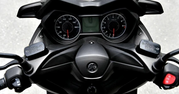 รูปภาพ ยามาฮ่า Yamaha XMAX 300 ปี 2017