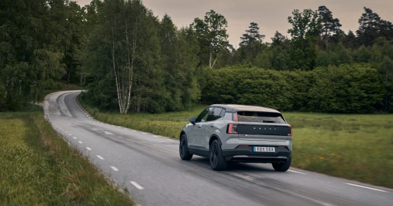 รูปภาพ วอลโว่ Volvo-EX30 Ultra Twin Performance Cross Country-ปี 2025