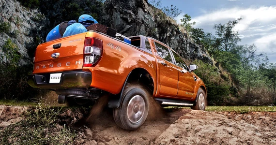 รูปภาพ ฟอร์ด Ford Ranger Double Cab 4x4 3.2L Wildtrak 4x4 6AT ปี 2017