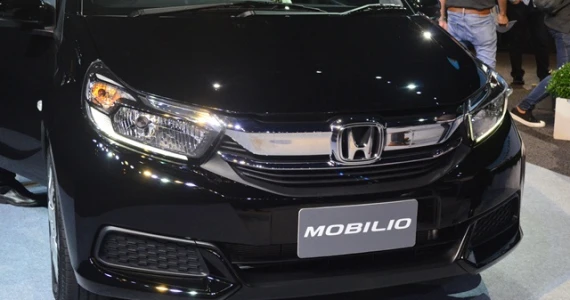 รูปภาพ ฮอนด้า Honda Mobilio S AT 5 Seat ปี 2017