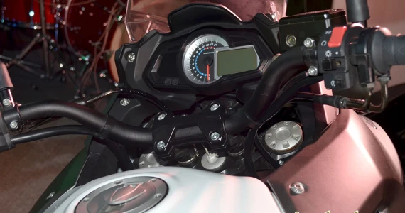 รูปภาพ เบเนลลี Benelli TNT 600 GT ปี 2014