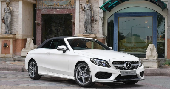 รูปภาพ เมอร์เซเดส-เบนซ์ Mercedes-benz C-Class C 300 Cabriolet AMG Dynamic ปี 2016