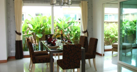 รูปภาพ วรารมย์ พรีเมี่ยม วัชรพล-จตุโชติ (Vararom Premium Watcharapol-Chatu Chot)