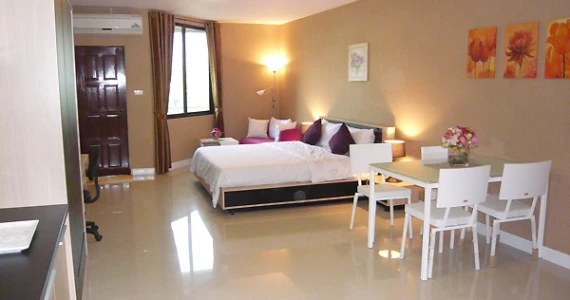 รูปภาพ เดอะ ทรีโอ (The Trio)