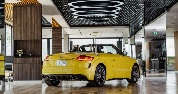 รูปภาพ อาวดี้ Audi TT Roadster Final Icon Black ปี 2023