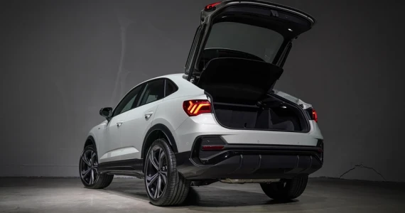 รูปภาพ อาวดี้ Audi Q3 Sportback 40 TFSI quattro S Line Black Edition ปี 2021