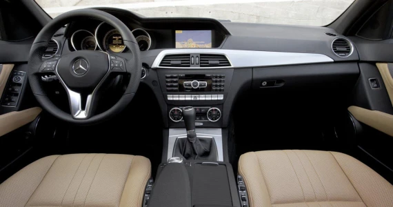 รูปภาพ เมอร์เซเดส-เบนซ์ Mercedes-benz C-Class C200 Style ปี 2012