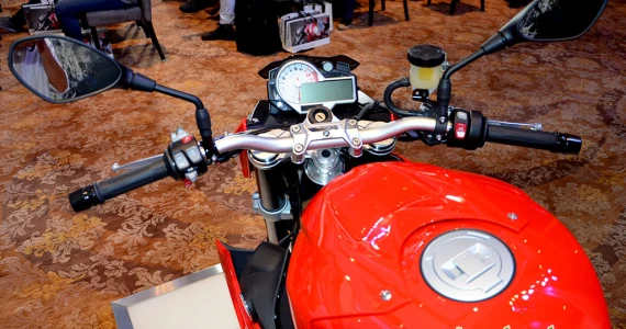 รูปภาพ บีเอ็มดับเบิลยู BMW S 1000 R ปี 2015