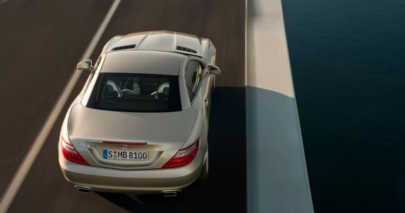 รูปภาพ เมอร์เซเดส-เบนซ์ Mercedes-benz SLK-Class SLK200 BlueEFFICIENCY Sports AMG Roadster ปี 2011