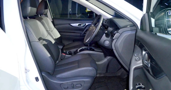 รูปภาพ นิสสัน Nissan X-Trail 2.0 V 4WD ปี 2014
