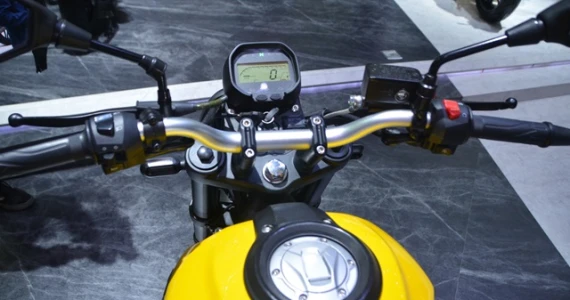 รูปภาพ จีพีเอ็กซ์ GPX MAD 300 ปี 2019