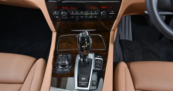 รูปภาพ บีเอ็มดับเบิลยู BMW Series 7 730Ld ปี 2010