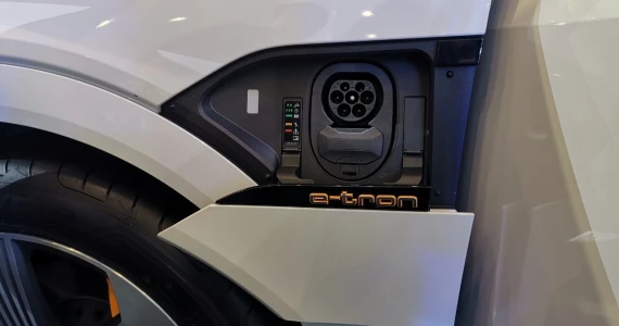 รูปภาพ อาวดี้ Audi e-tron 55 quattro MY2019 ปี 2019