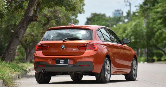 รูปภาพ บีเอ็มดับเบิลยู BMW Series 1 118i Sport ปี 2015
