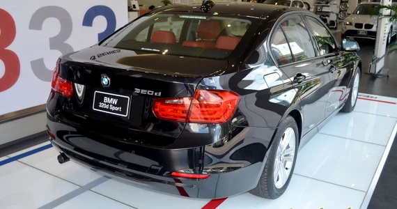 รูปภาพ บีเอ็มดับเบิลยู BMW Series 3 320i M Sport ปี 2015
