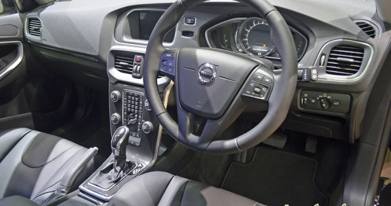 รูปภาพ วอลโว่ Volvo V40 T4 Momentum ปี 2017