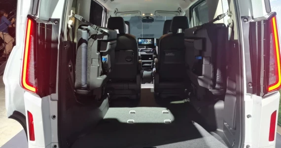 รูปภาพ นิสสัน Nissan Serena e-POWER Highway Star ปี 2025
