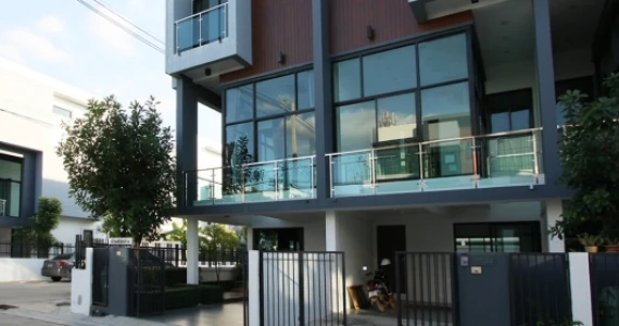 รูปภาพ เดอะเฟลกซ์ ทาวน์โฮม (The Flex Townhome)
