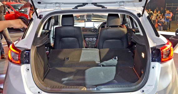 รูปภาพ มาสด้า Mazda CX-3 1.5 XDL ปี 2017