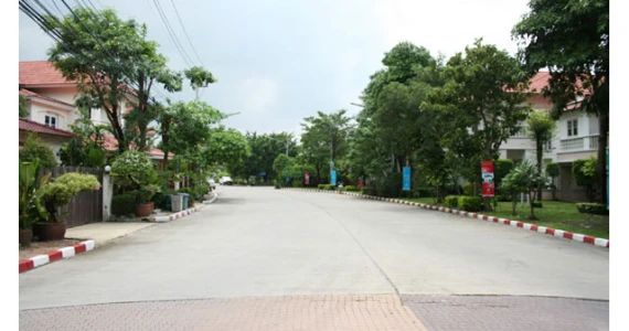 รูปภาพ บ้านบุรีรมย์ รังสิต - ลำลูกกา (คลอง 4) (Baan Burirom Rangsit - Klong 4)