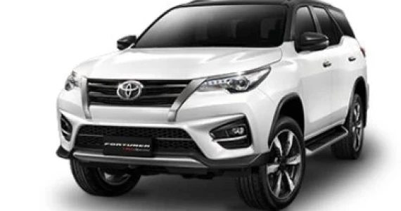 รูปภาพ โตโยต้า Toyota Fortuner 2.8 TRD Sportivo 2WD AT MY2018 ปี 2018