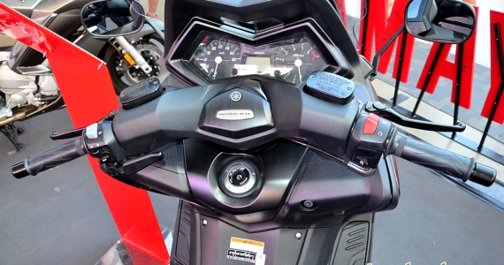 รูปภาพ ยามาฮ่า Yamaha TMAX (2012) ปี 2012