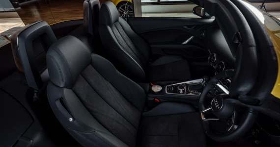 รูปภาพ อาวดี้ Audi TT Roadster Final Icon Black ปี 2023