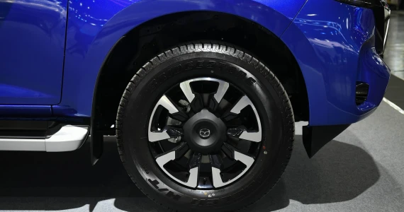 รูปภาพ มาสด้า Mazda BT-50 DBL 2.2 XT HI-RACER 8AT ปี 2024